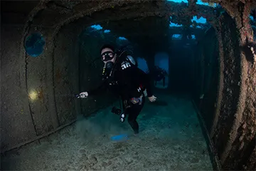 scuba diving in cancun